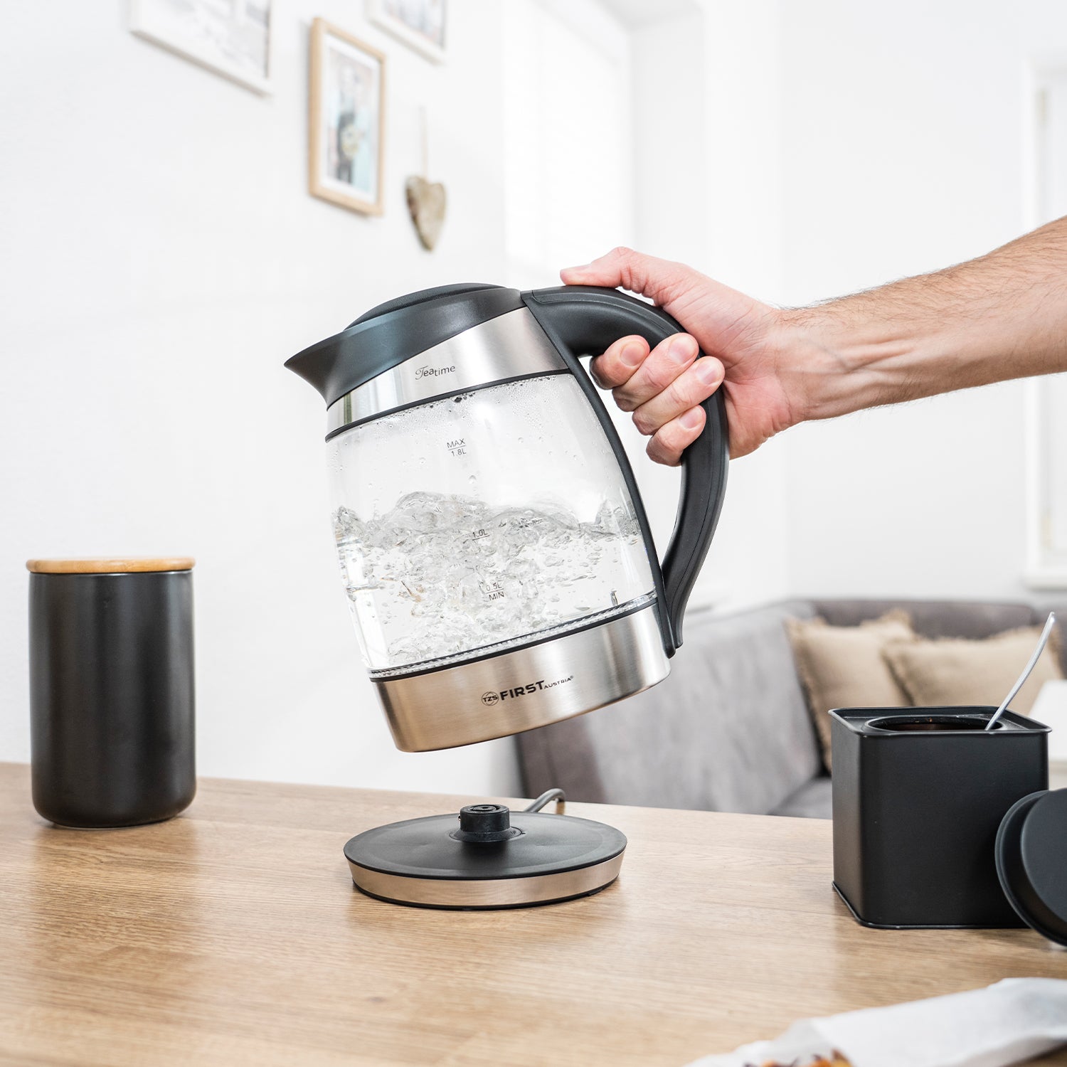 Mit Teefilter