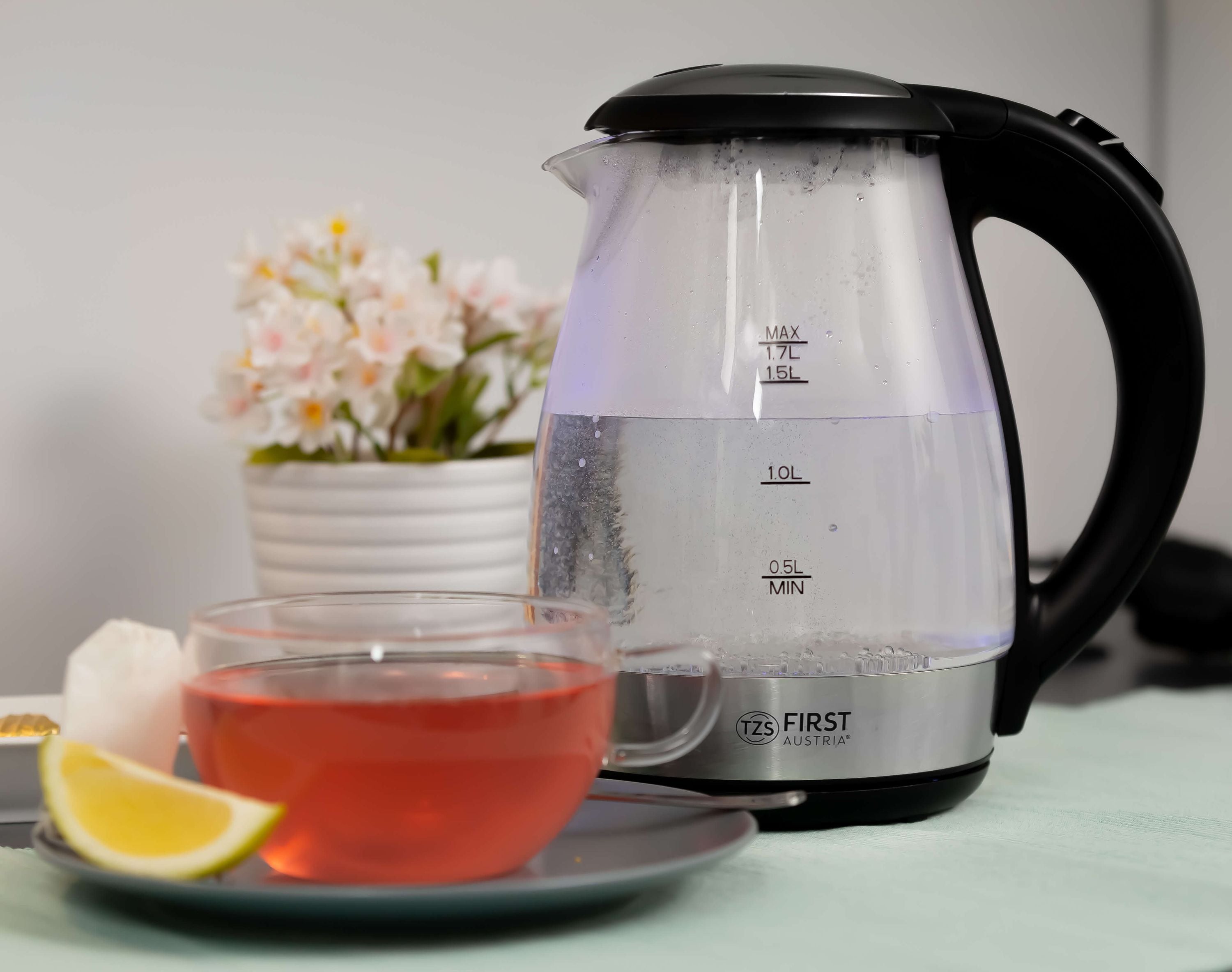 Wasserkocher 1,7 L Glas, 1850–2200 W, Cool-Touch-Griff