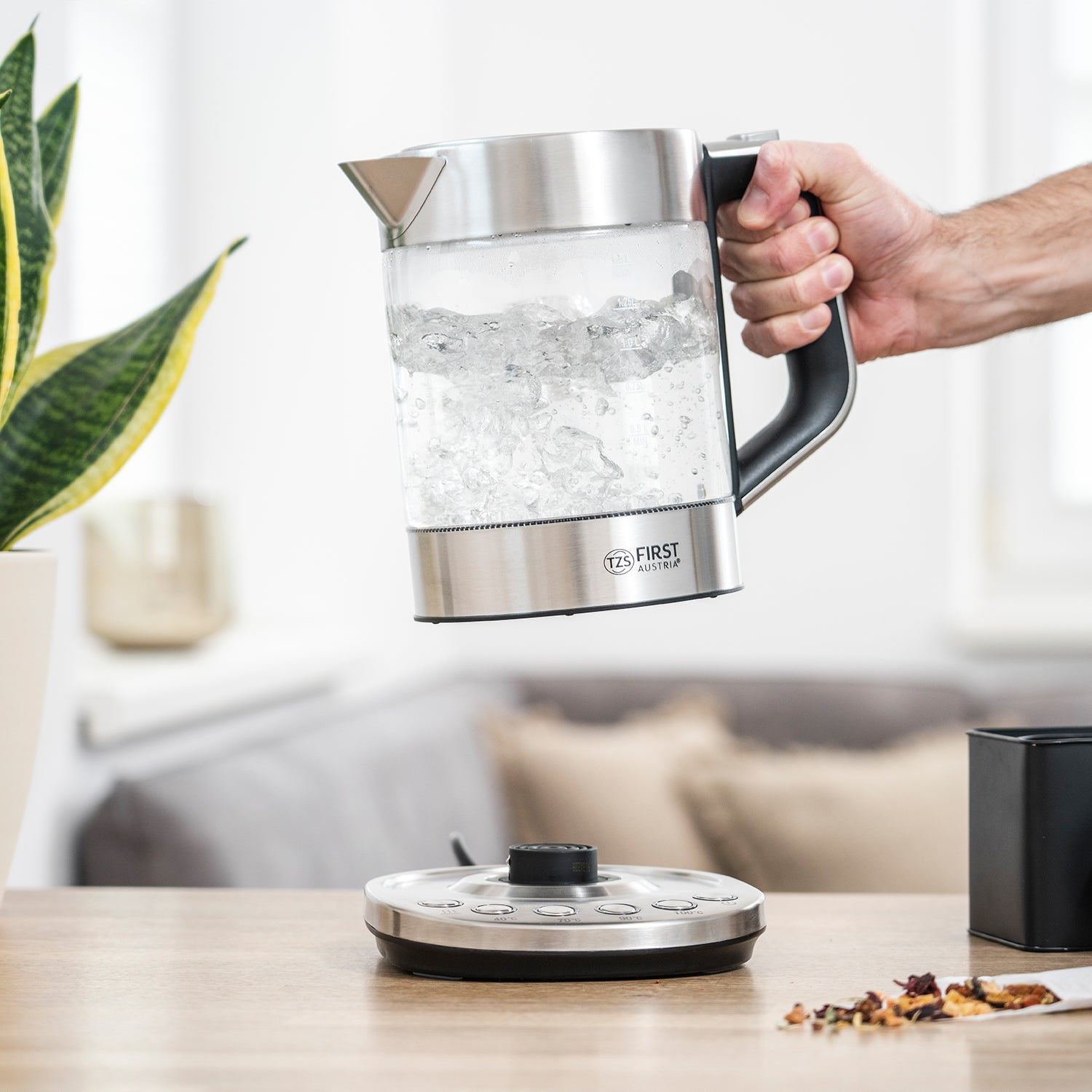 Wasserkocher 1,7 L Glas, 4 Temperaturstufen, Warmhaltefunktion