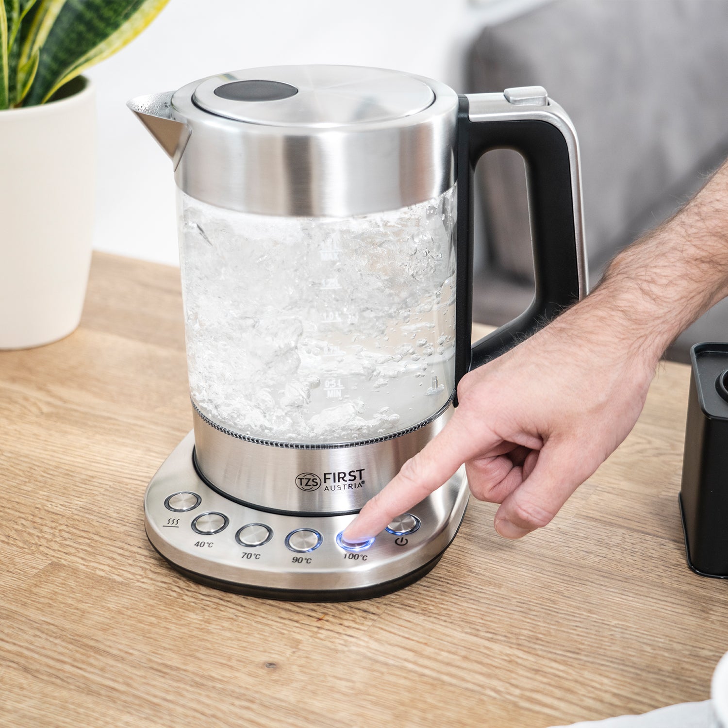 Wasserkocher 1,7 L Glas, 4 Temperaturstufen, Warmhaltefunktion