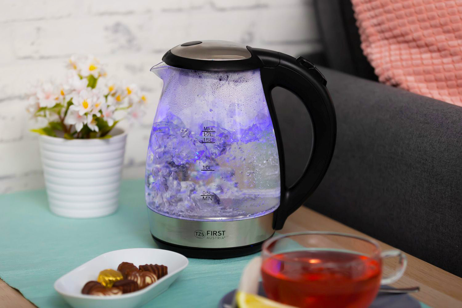 Wasserkocher 1,7 L Glas, 1850–2200 W, Cool-Touch-Griff