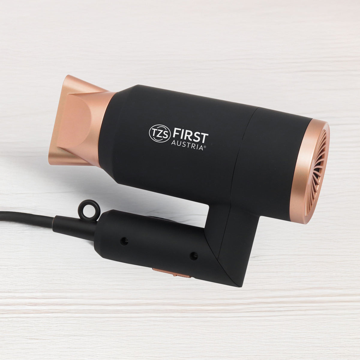 Reisehaartrockner 450 g, klappbarer Griff, Ionen-Technologie