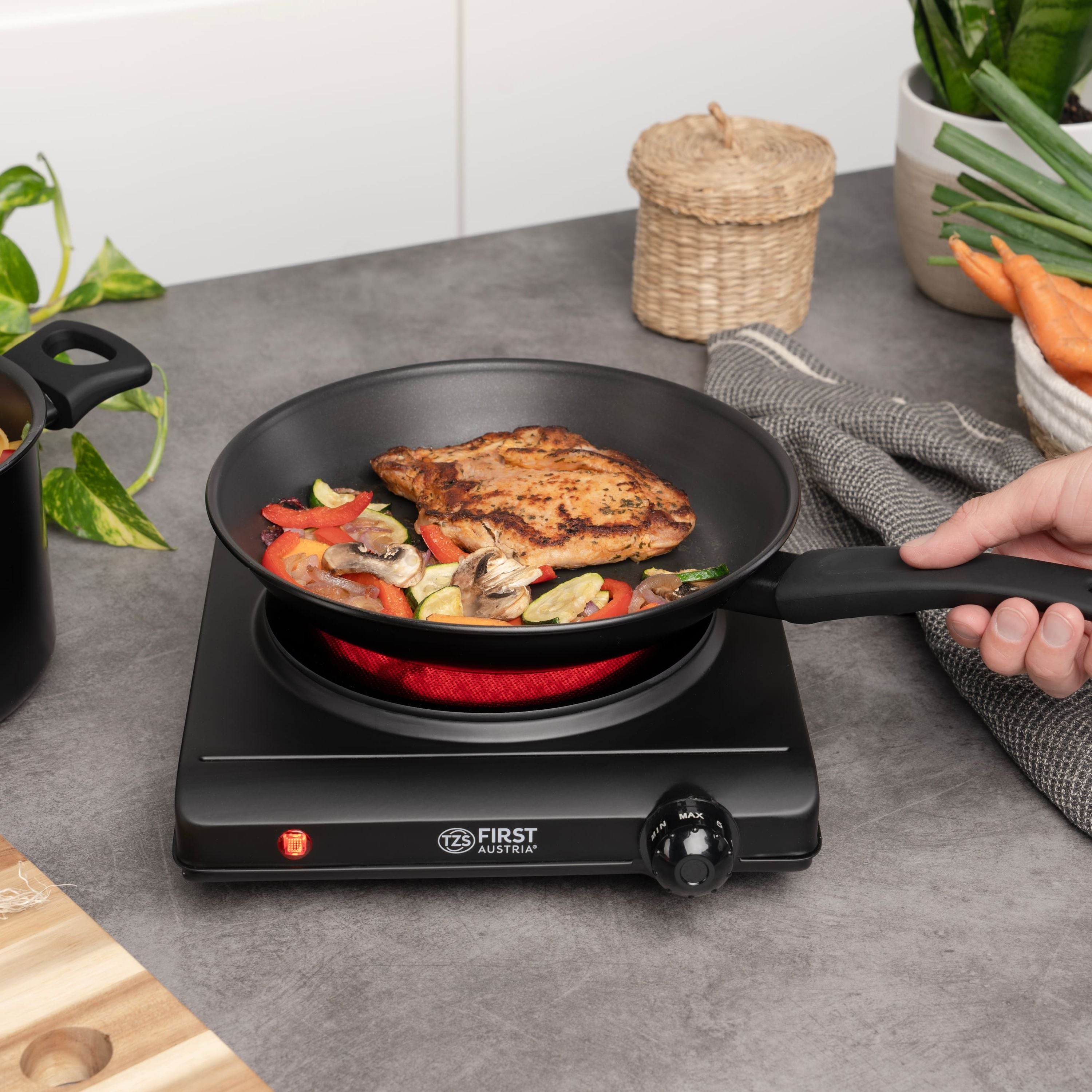 Infrared Hotplate 1250 W, Glass Ceramic, Stepless Temperature