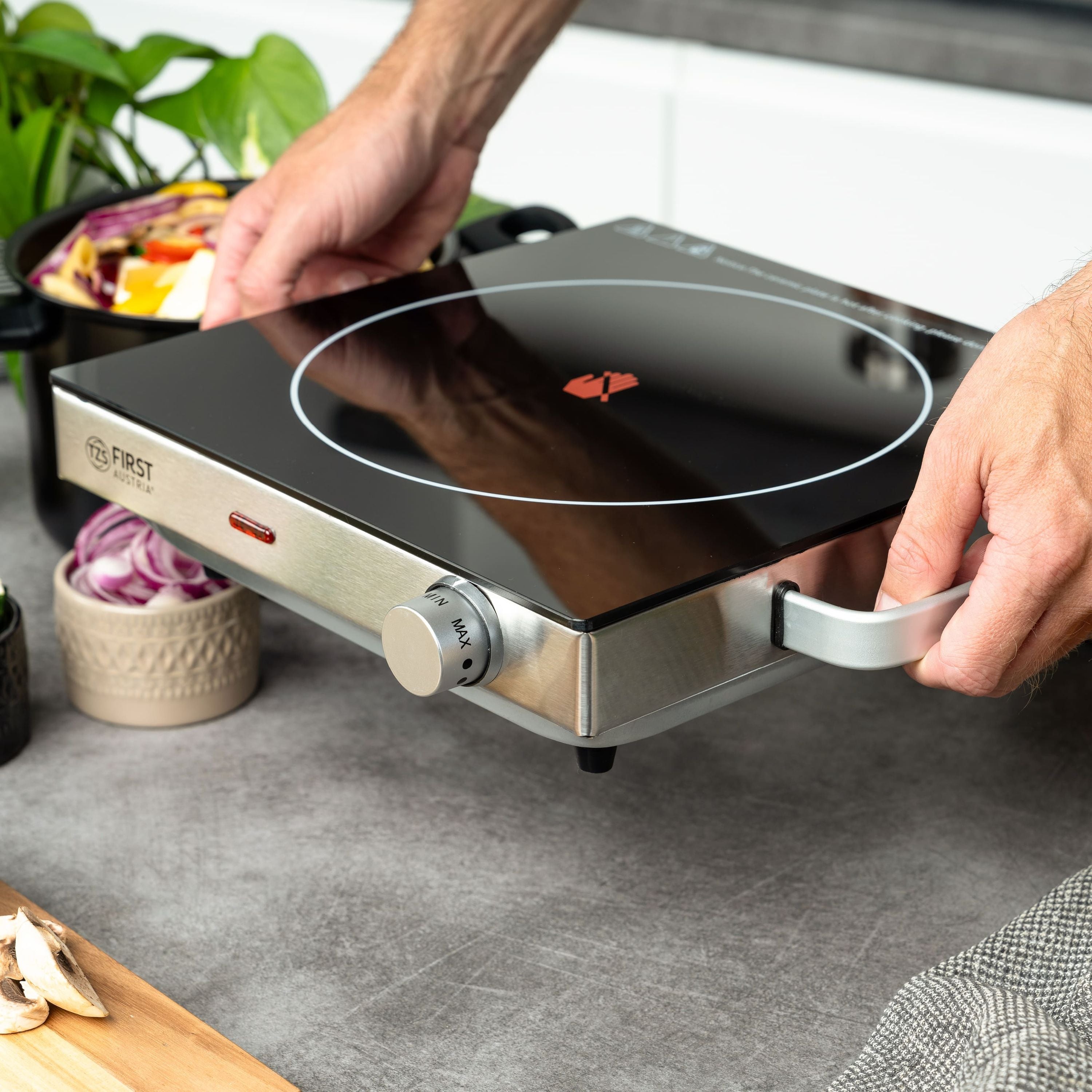 Infrared Single Hotplate 2000 W, Glass Ceramic, Silver/Black